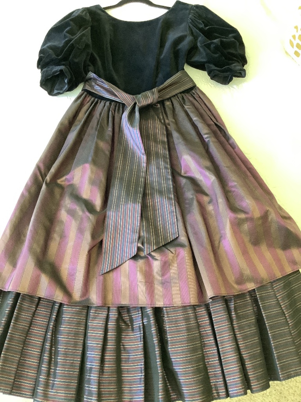 Vintage Laura Ashley Formal Opera length  Gown  Black velvet and Taffeta size 12
